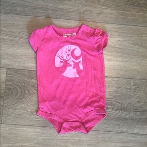 Carhartt Fuchsia Baby Onsie Bodysuit with gathered sleeves Size 12 months
